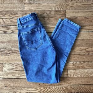 AE stretch mom jean